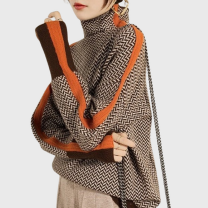 KINGA | Sweter w paski z eleganckim golfem