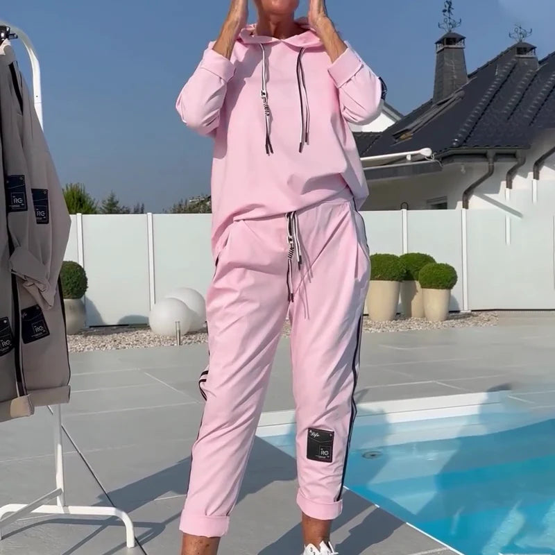 AURORA | Dwuczęściowy zestaw damski z bluzą z kapturem i spodniami dresowymi